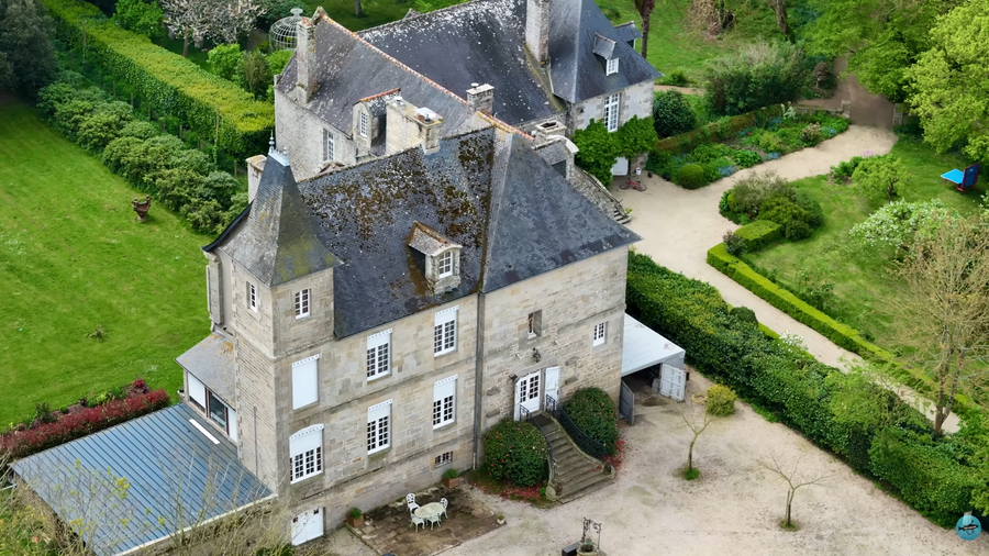 Bâtisse du domaine du week-end